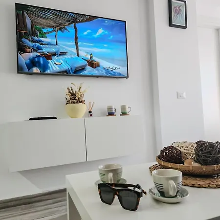 Sea View Apartment-3 -106 *